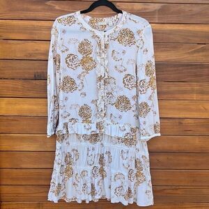 Flowy Long Sleeved Dress  